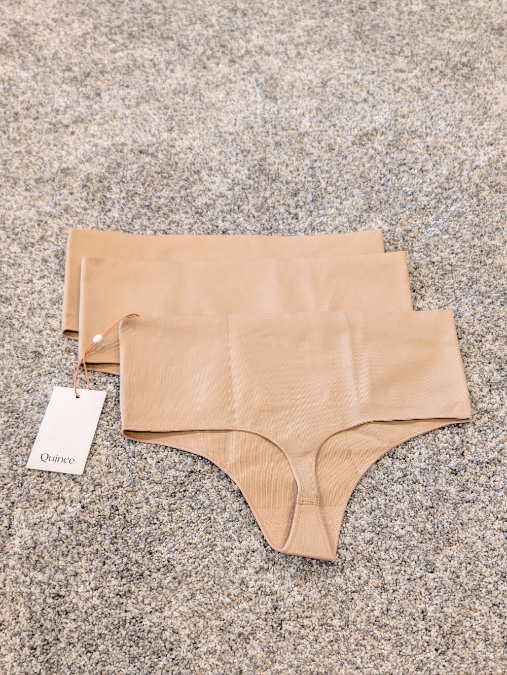 Quince NEW Shaping Thong Size Large Sand/Nude/Beige 3-pack